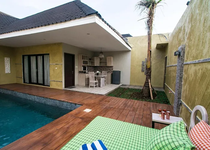 Flamingo Dewata Pool Villa *